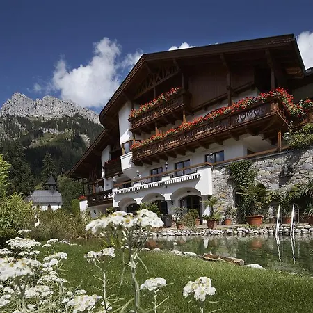 Sunneschlossli Lodge Hotel Nesselwangle