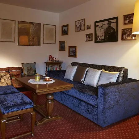 Sunneschlossli Lodge Nesselwangle