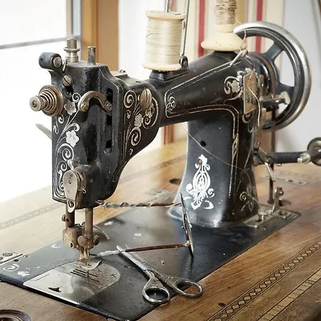 Sunneschlossli Lodge Hotell 4*