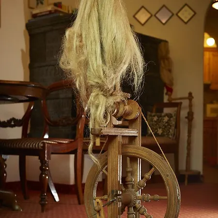 Sunneschlossli Lodge Hotell 4*