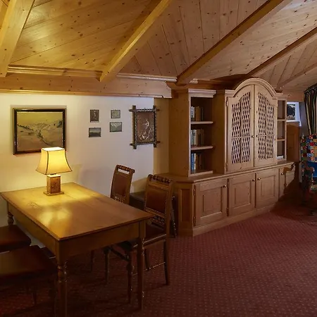 Hotel Sunneschlossli Lodge 4*