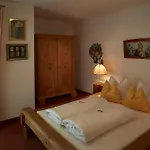 Sunneschlossli Lodge Отель 4*