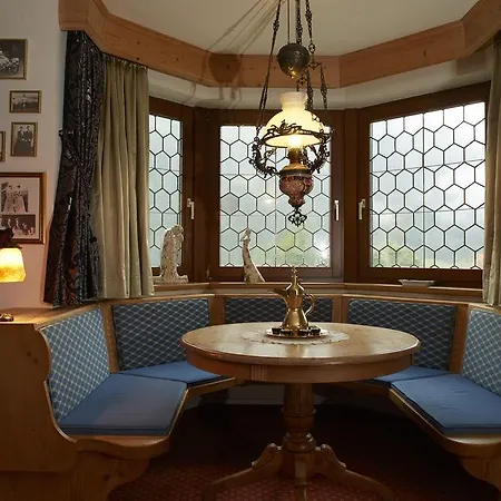 ホテル Sunneschlossli